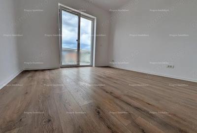 Ap.2 camere + 2 balcoane - 74.000 Euro - Bloc nou - 1