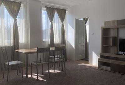 Apartament cu 2 camere decomandat în Central - 2