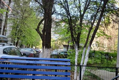 Apartament cu 2 camere decomandat în Brâncoveanu - 1