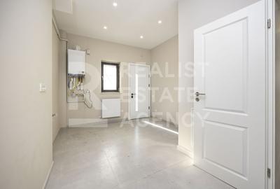 Casă individuală cu 8 camere cu Canalizare în 1 Mai - 5