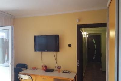 Apartament cu 3 camere decomandat în Inel II