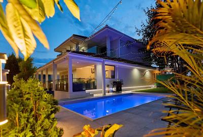 Casă cu 4 camere în Alexandru I. Cuza - 1