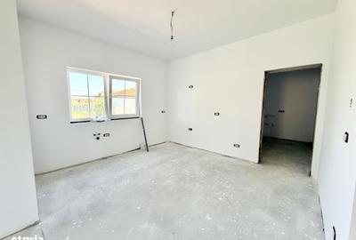 Casă cu 4 camere în Moșnița Veche - 3