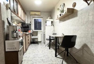 Apartament cu 3 camere decomandat în Lipovei - 3