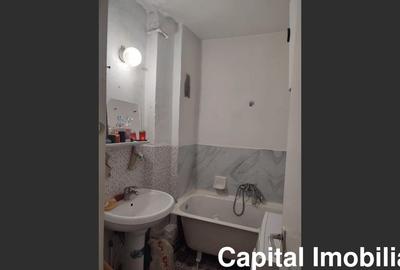 Apartament cu 3 camere decomandat în Micro 1 - 7