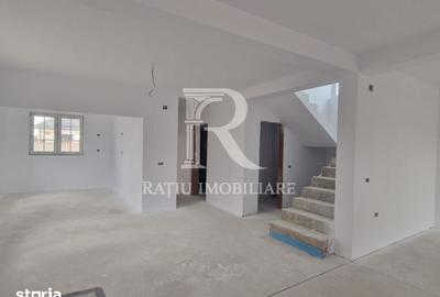 Casă cu 4 camere cu Teren 844 Mp în Nufărul - 9