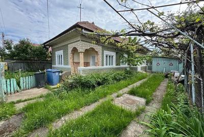 Casă cu 4 camere cu Teren 1200 Mp în Dărmănești - 4