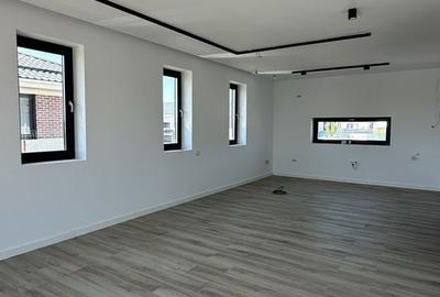 Casă cu 4 camere cu Teren 510 Mp în Balotești - 6