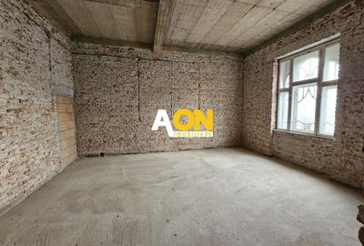 Casă individuală cu 11 camere cu Canalizare în Central - 14