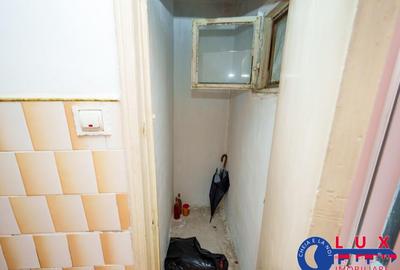 Apartament cu 2 camere decomandat în Piața Nouă