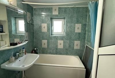 Apartament cu 3 camere decomandat în Păcurari - 3