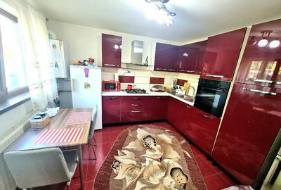 Casă cu 4 camere cu Teren 300 Mp în Chercea - 7