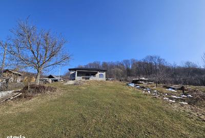 Casă cu 4 camere cu Canalizare în Boțești - 15