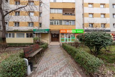 Spațiu comercial, de 40 mp, în Nord - 6