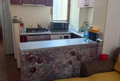 Apartament de vânzare - 3