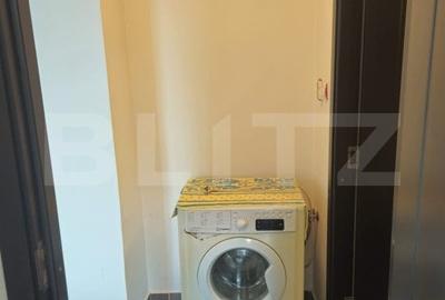 Apartament de vanzare,  cu 2 camere, 33 mp, zona Piata 1 Mai - 7