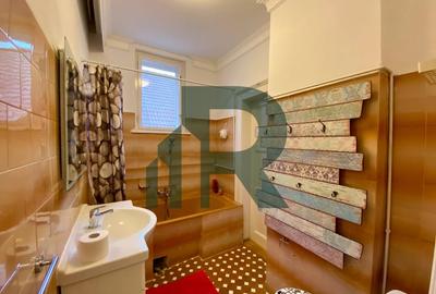 Apartament la casa cu 3 camere 2 bai si curte zona Centrul Istoric - 6