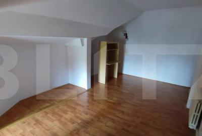 Casă cu 7 camere cu Teren 235 Mp în Brazda lui Novac - 16