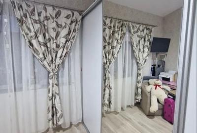 Un apartament cu 3 camere  plin de caldura- gata de mutat ! - 1