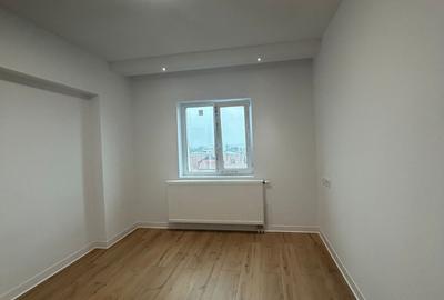 Apartament 3 camere -Zona Sud - 77 mp - 77900  euro  negociabil - 7