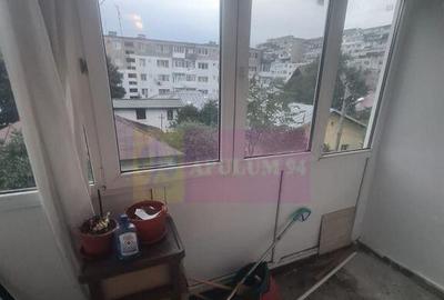 Apartament cu 3 camere de vanzare in Campina - Zona Cuza - 17