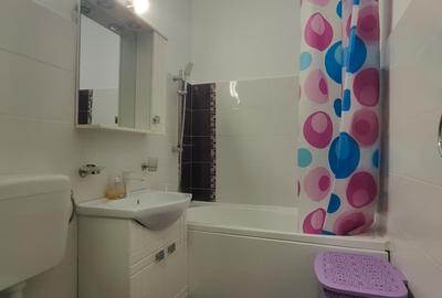 Apartament cu 2 camere semidecomandat, mobilat în 1 Decembrie 1918 - 22