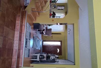 Casă cu Teren 810 Mp în Central - 8