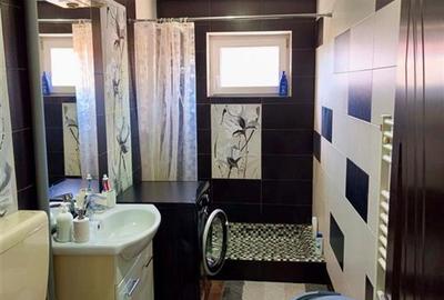 Apartament cu 3 camere decomandat în Tractorul - 6