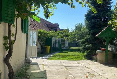 Casa 4 camere, curte individuala, 1350 mp teren, in ?ura Mare, Sibiu - 1