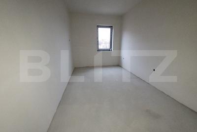 Apartament de vanzare, 3 camere, semidecomandat, bloc nou, zona Pod IRA - 3