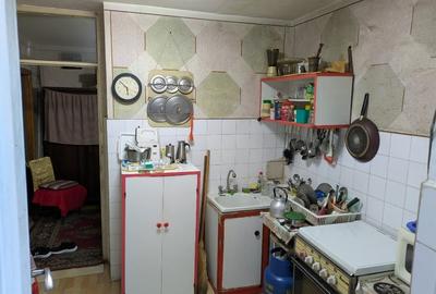 Apartament cu 2 camere, zona Decebal - 5