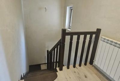 Casă cu 5 camere cu Teren 1300 Mp în Malu Mare - 16