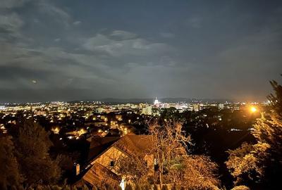 Teren de 900 mp, în Central - 7