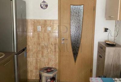 Garsoniera - Decomandat - Bloc Anvelopat - Mobilat #537;i Utilat - Zona UMT - 5