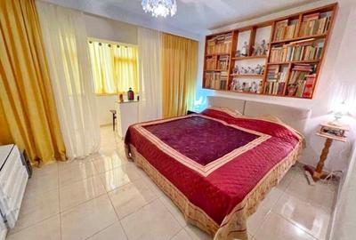 Vindem apartament in Navodari - 2