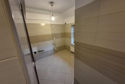 Apartament cu 2 camere semidecomandat în 1 Mai - 9
