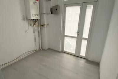 Spațiu comercial, de 90 mp, în Central - 5