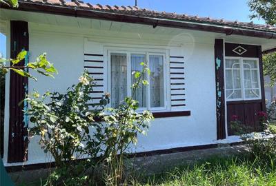 Casă cu 2 camere cu Teren 1248 Mp în Bârnova - 7