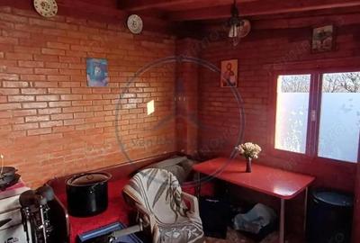 Casa de vanzare in Localitatea Unirea - 1