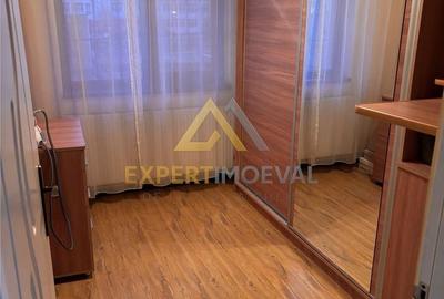 Apartament cu 4 camere în Central