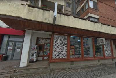 Spatiu comercial de inchiriat, jud. Sibiu, Str. General Magheru bl.60, parter - 1