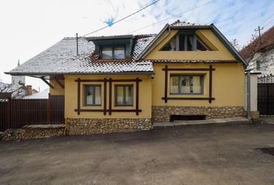 Casă individuală cu 5 camere cu Canalizare în Caragiale - 1