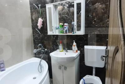 Apartament cu 2 camere semidecomandat, mobilat în Micro 14