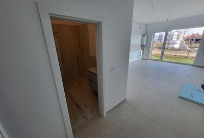 COMISION%. BLOC NOU in ORAS. Gradina proprie - 6