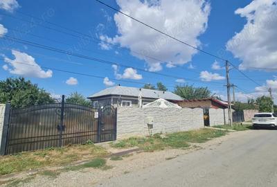 Casa de vanzare Mizil Conduratu - 2