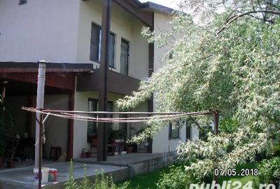 Casă cu 6 camere cu Teren 600 Mp în Central