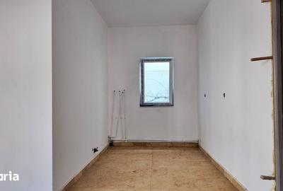 Casă cu 3 camere cu Teren 200 Mp în Central - 6