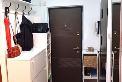 Vand apartament cu 3 camere , zona centrala,  Scriitorilor - 4