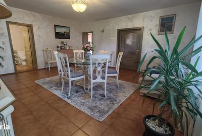 Casă cu 4 camere în Băcia - 1