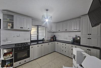 Casă cu 3 camere cu Teren 500 Mp în Miroslava